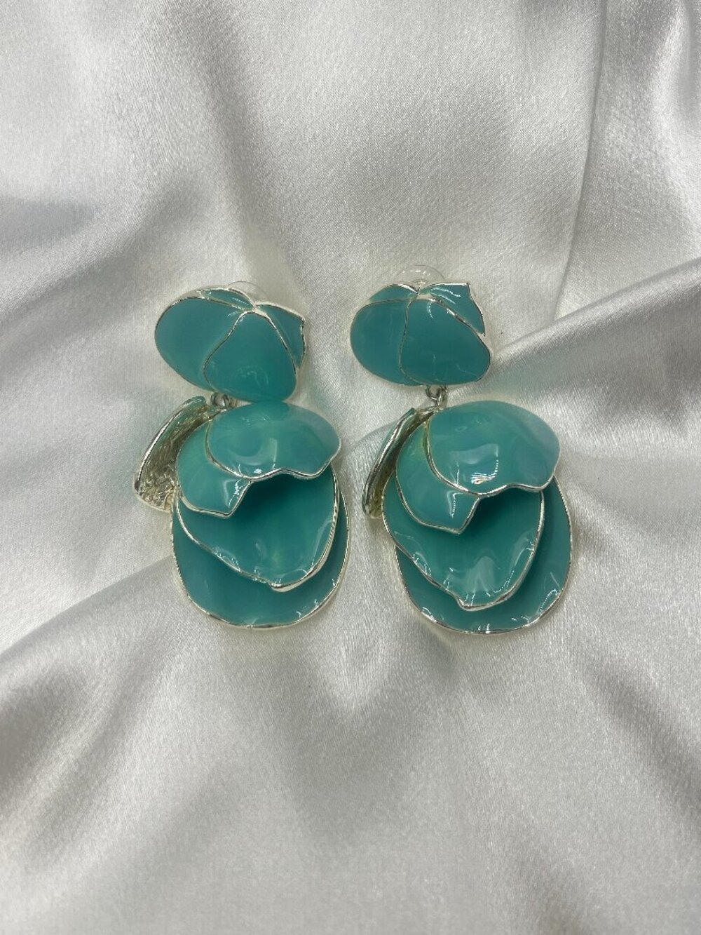 BURACHIE Turquoise Floral Vintage Statement Drop Earrings Silver Tone